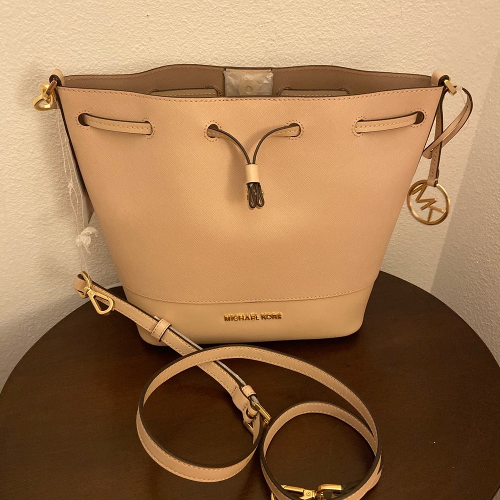 Michael Kors small Bucket bag